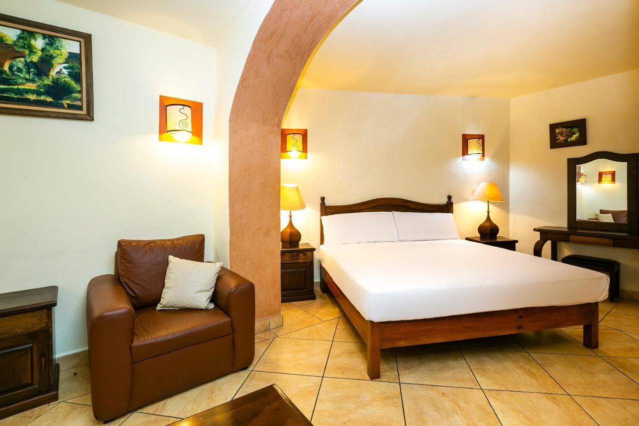 Casa Del Virrey & Hotel 2*
