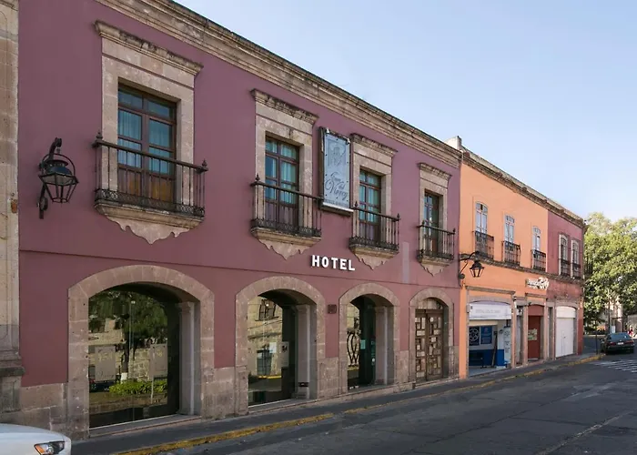 Hotel Casa Del Virrey & Suites